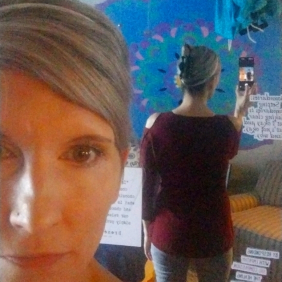 🔥Cold Shoulder Sweater Small - Picture 5 of 10